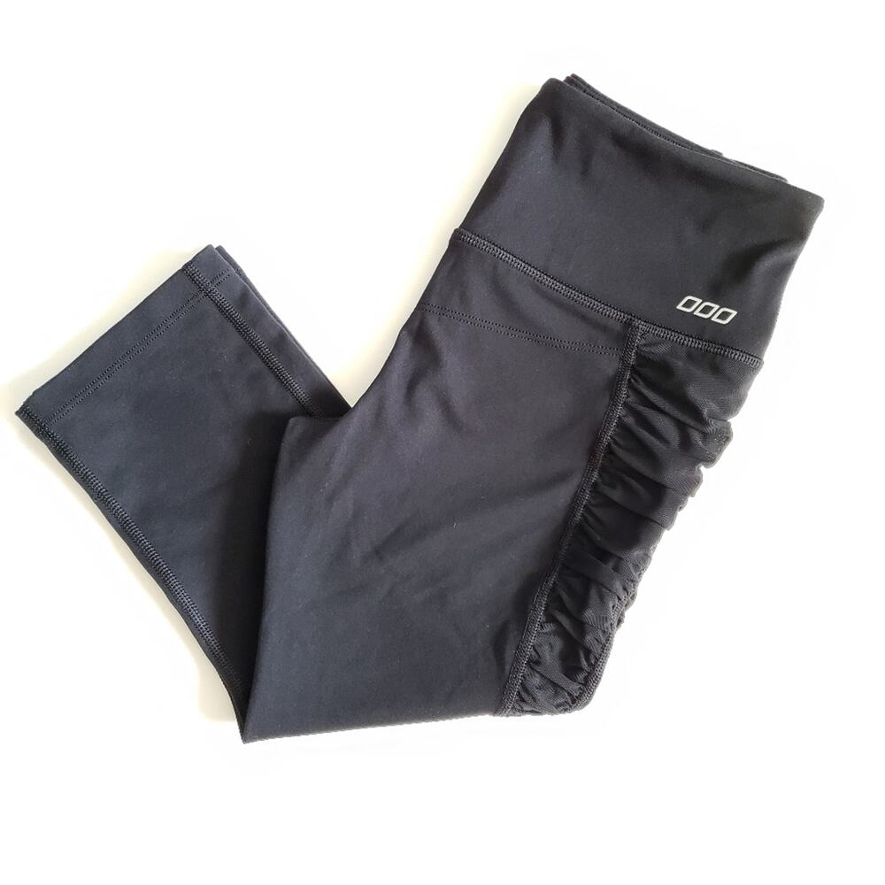 Lorna Jane crop leggings black mesh ruffles xs